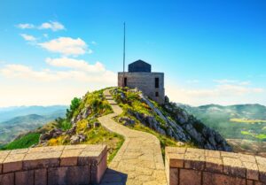 Kotor - Njeguši - Lovćen